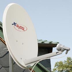 skyDSL-Kunden können Sat-Internet-Hardware wie diese Antenne jetzt auch in zehn Monatsraten bezahlen